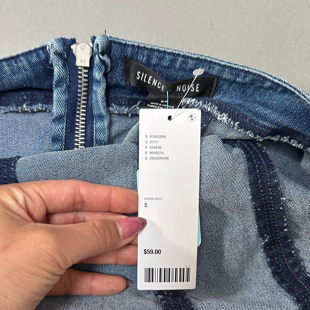 Silence + Noise Denim Strapless Top with Belt - Picture 4 of 4
